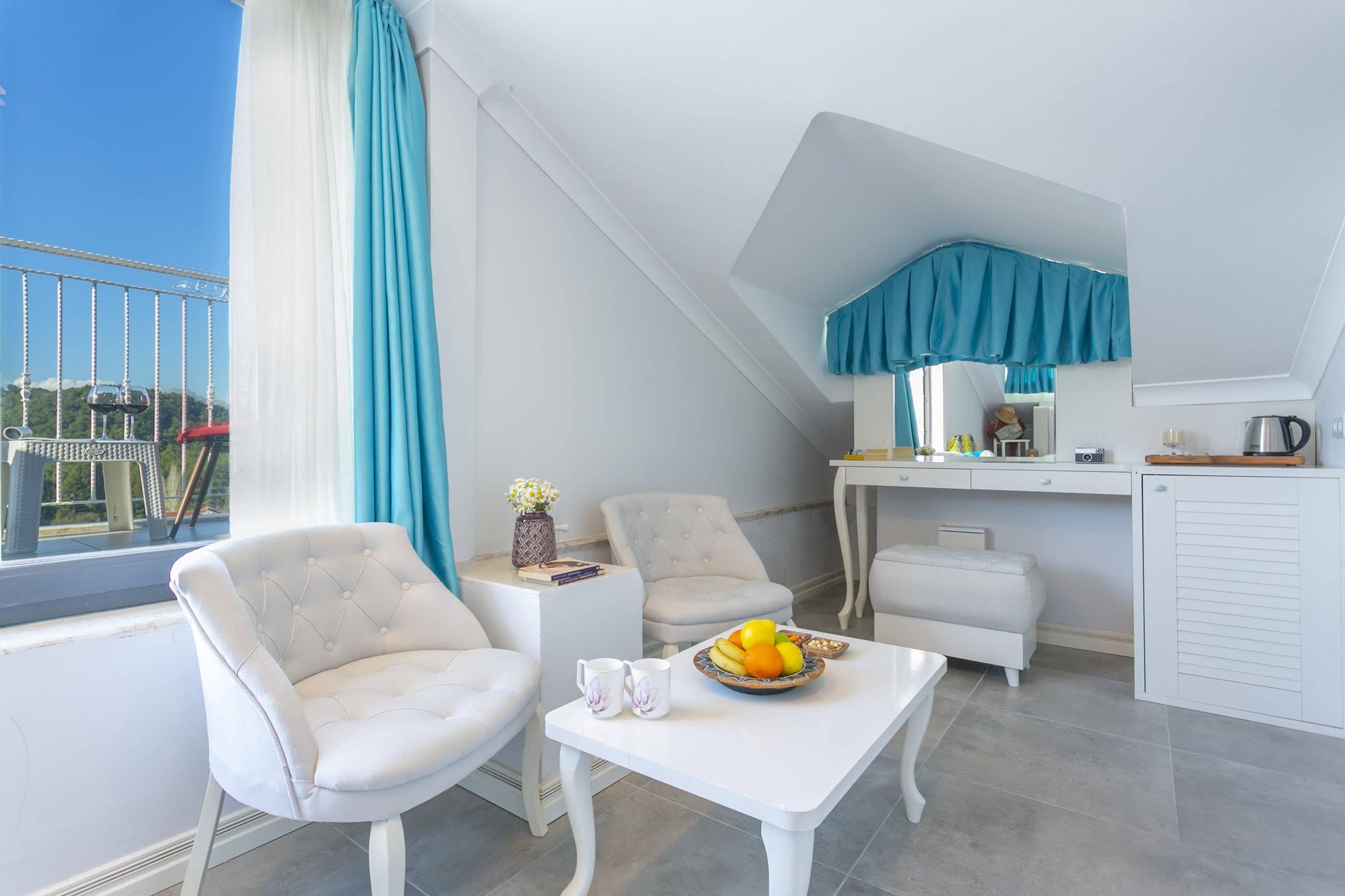 Monastery Suites Hotel-Fethiye Ölüdeniz Zewnętrze zdjęcie