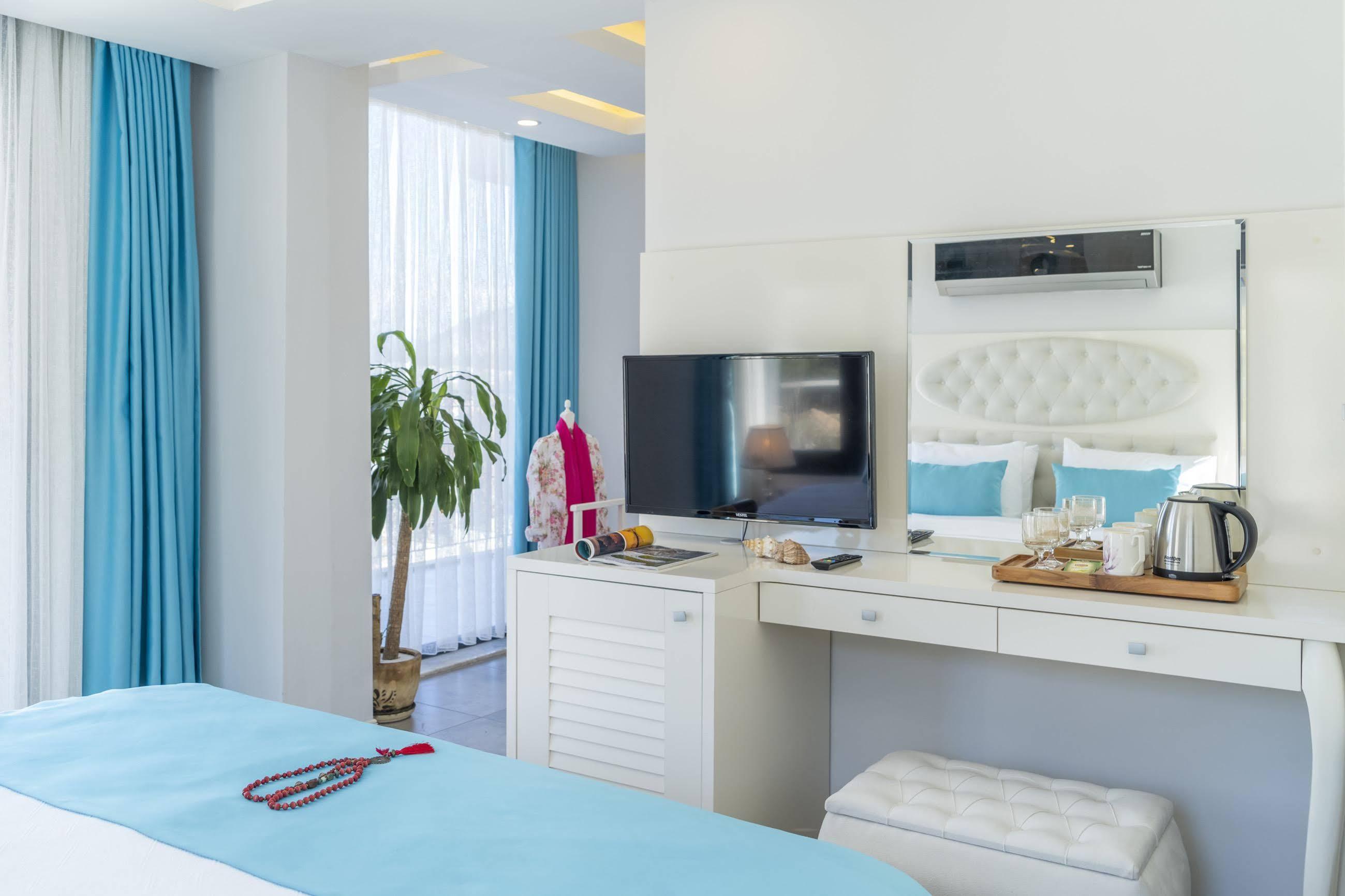 Monastery Suites Hotel-Fethiye Ölüdeniz Zewnętrze zdjęcie