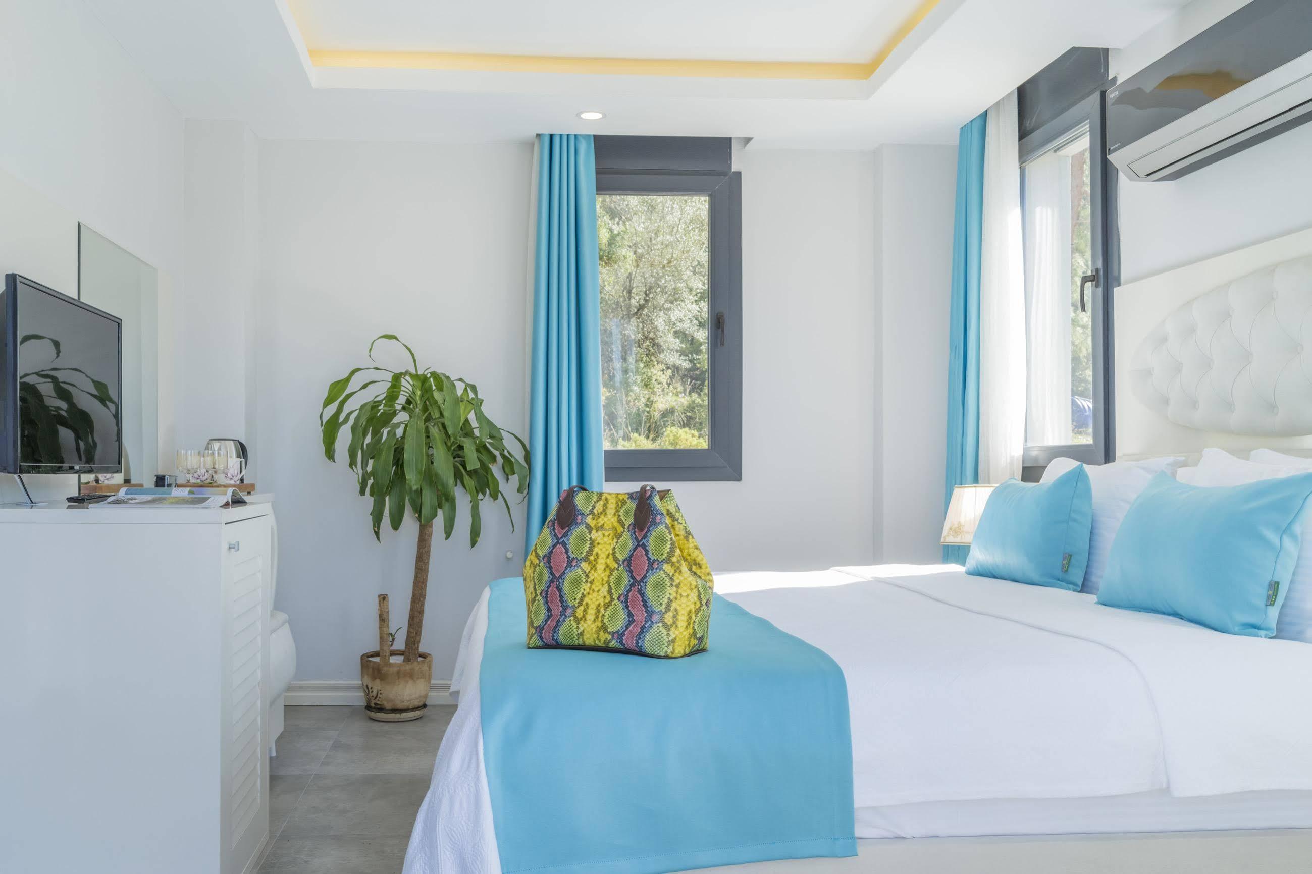 Monastery Suites Hotel-Fethiye Ölüdeniz Zewnętrze zdjęcie