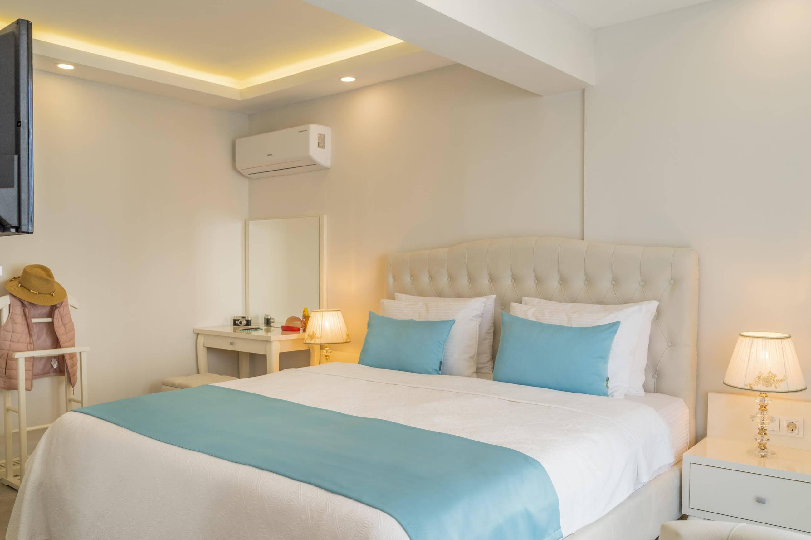 Monastery Suites Hotel-Fethiye Ölüdeniz Zewnętrze zdjęcie
